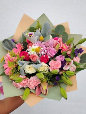 511531351_17899911150217921_3878786971410914050_n Ramo mixto colorido