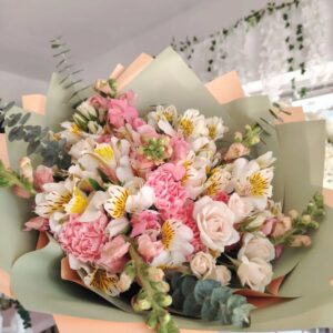 Ramo con clavel y mini rosa