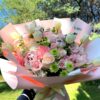 527537413_122180072186329577_2532274072126326528_n Ramo de tulipanes, minirosas, claveles, yoko y follajes