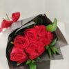 WhatsApp Image 2026-09-03 at 3.34.37 PM (4) 12 Rosas rojas con dollar