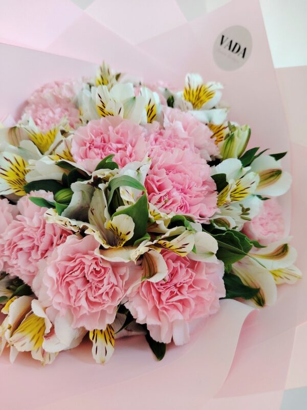 WhatsApp Image 2026-09-03 at 3.55.56 PM Ramo Ternura Floral