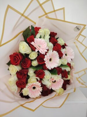 Entre petalos
